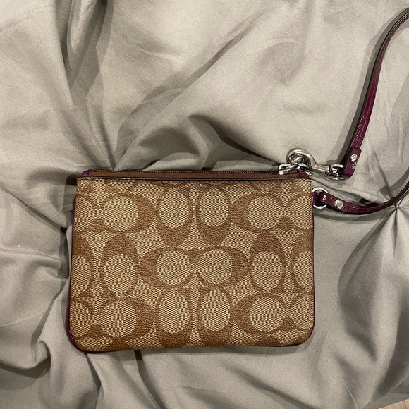 coach wallet - Picture 2 of 2